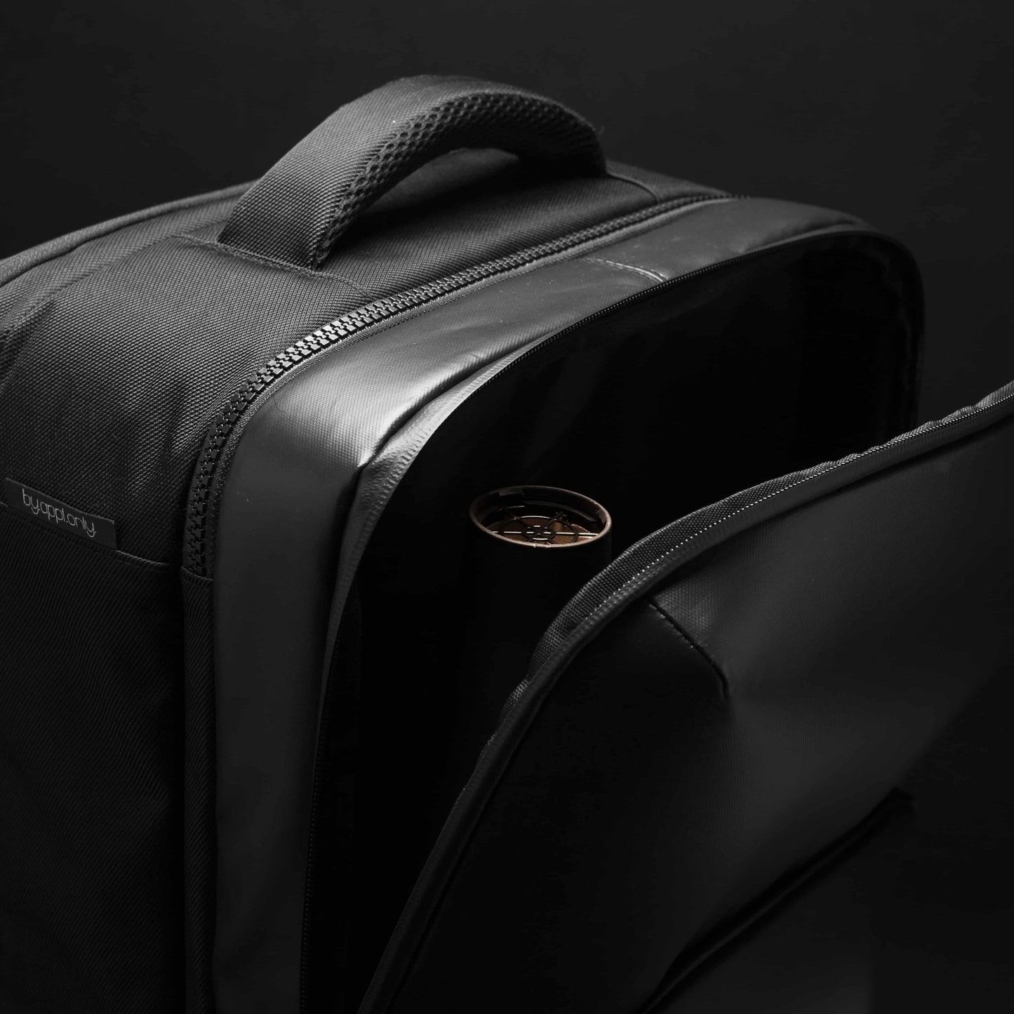 The General (V2) - Barber Backpack - BYAPPTONLY